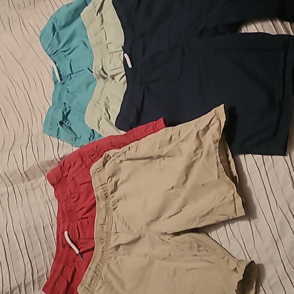 5 Pairs Cat and Jack slip on shorts